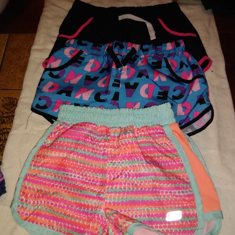 Running shorts